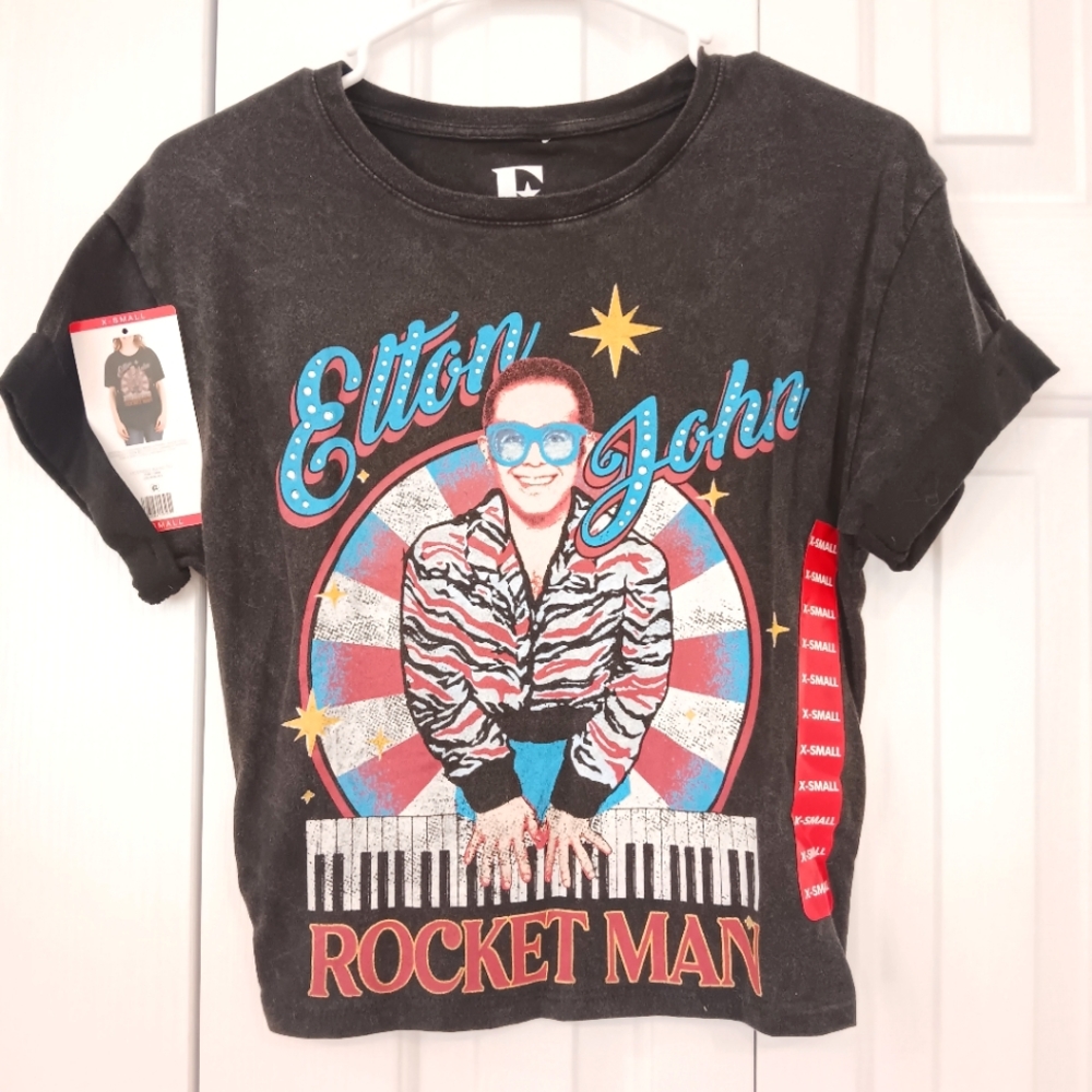 OFFICIAL Elton John Rocket Man Graphic Band Tee
